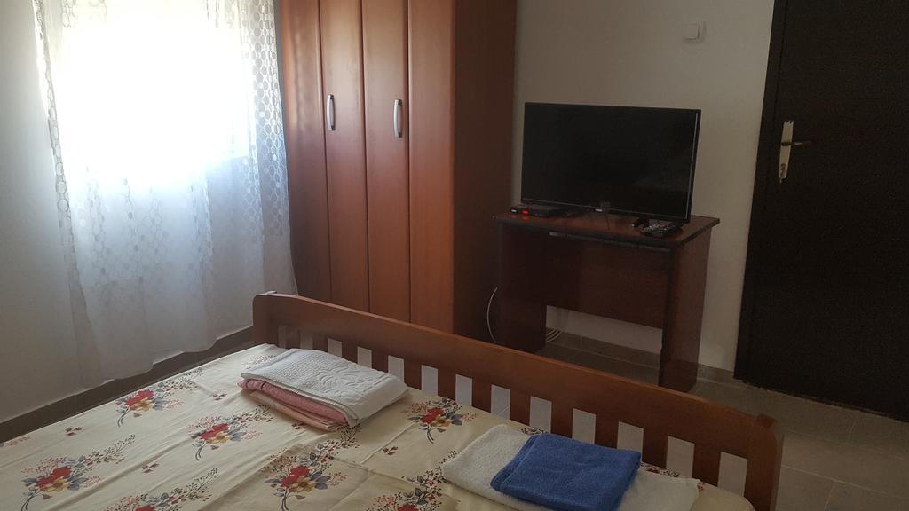 Apartments Diva Dobra Voda Extérieur photo