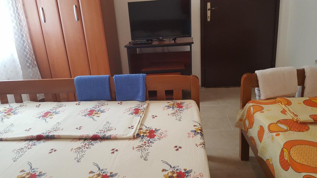 Apartments Diva Dobra Voda Extérieur photo