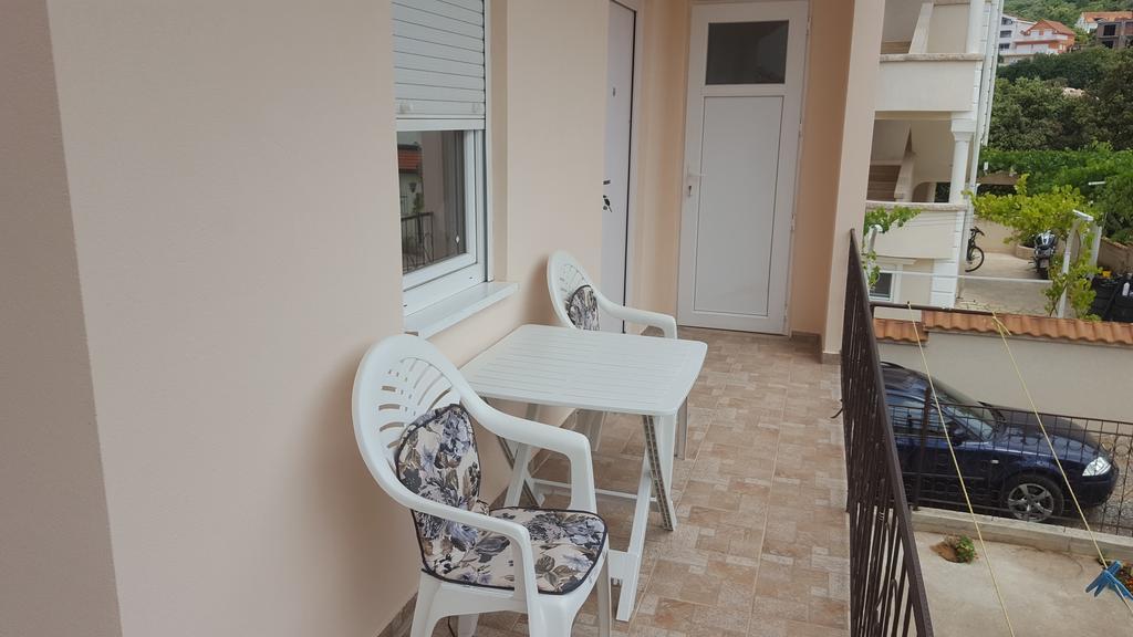 Apartments Diva Dobra Voda Extérieur photo